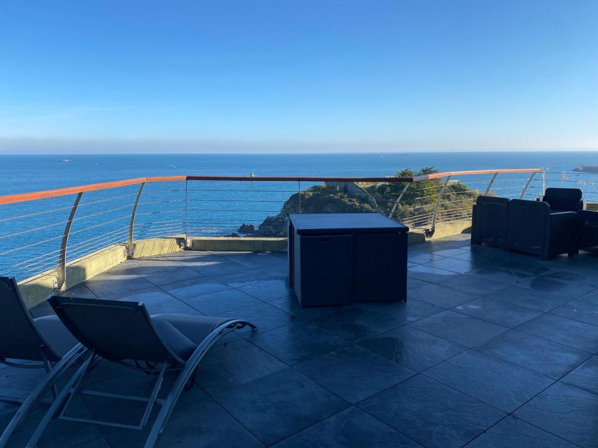 L'Exception Terrasse Vue Mer Haut De Gamme Saint-Quay-Portrieux Exterior photo